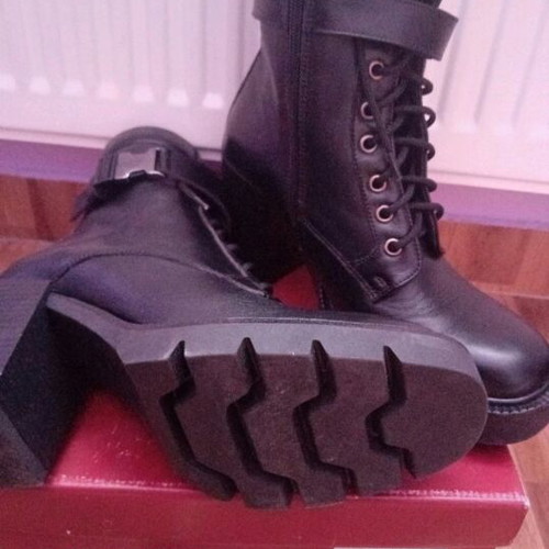 Commanchero Original ankle boots black like new, size 38, 8 cm heel