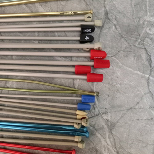 Knitting needles like new, set of 34 pieces, inox and others