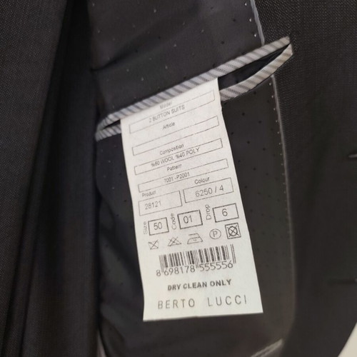 Berto Lucci suit size 50 dark anthracite with Oxford tie like new