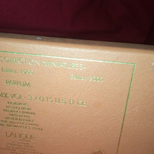 Lalique Les Flacons Miniature Perfume Set like new, 3 bottles