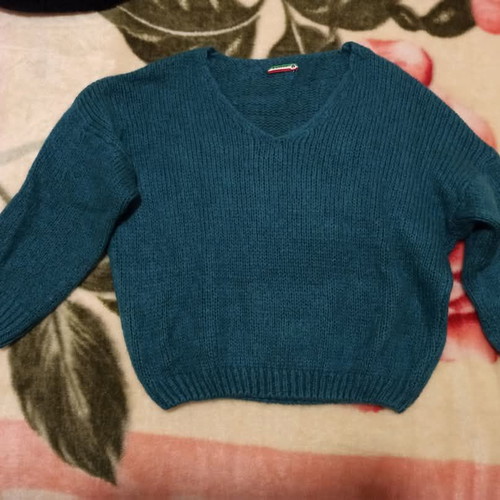 Woolen sweater