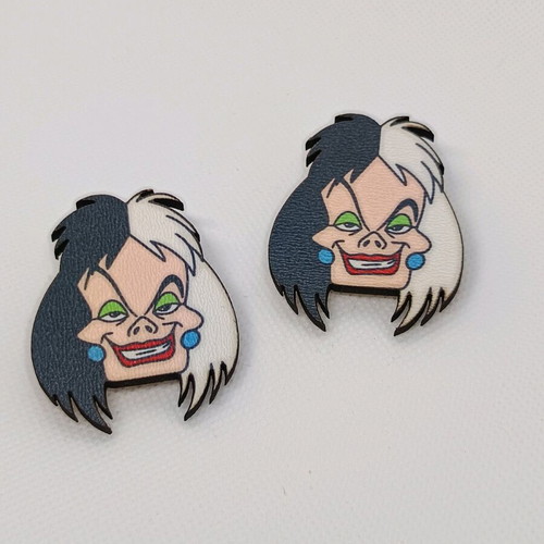 Cruella earrings wooden like new with stainless steel clasp