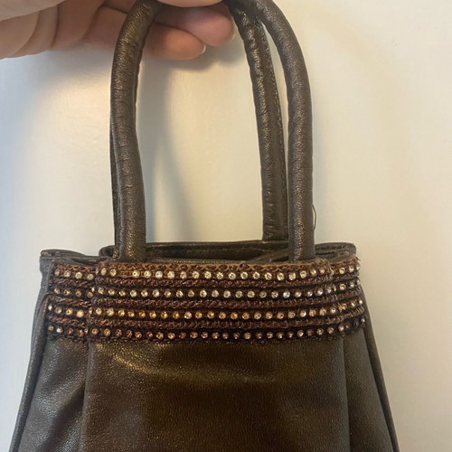 Leather evening bag with extra chain for crossbody