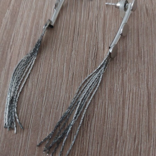 Earring set like new, gold and silver color, two pairs