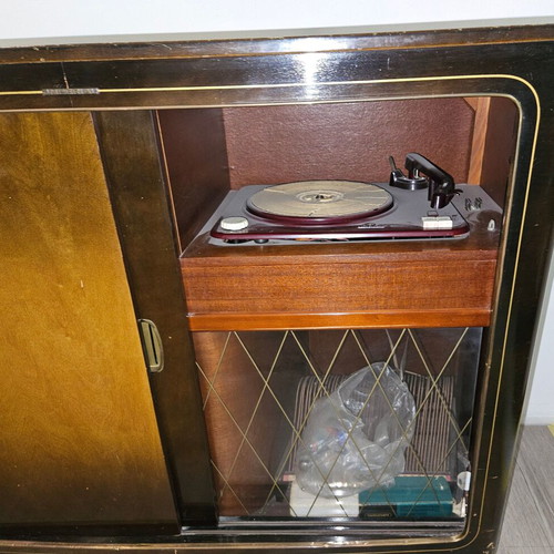 Blaupunkt Tirol TV with JMPERIAL radio turntable and Sänger sewing machine