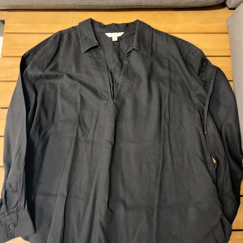 H&M Black Tunic Large like new with V neckline