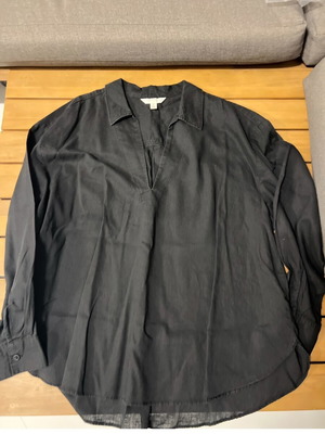 H&M Black Tunic Large like new with V neckline