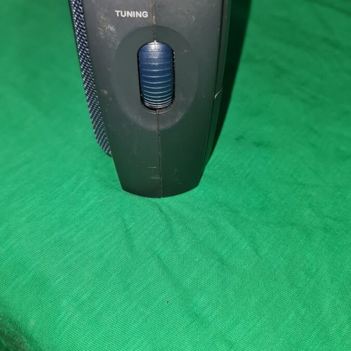 Phillips AE 2160 radio like new with good sound and battery operation
