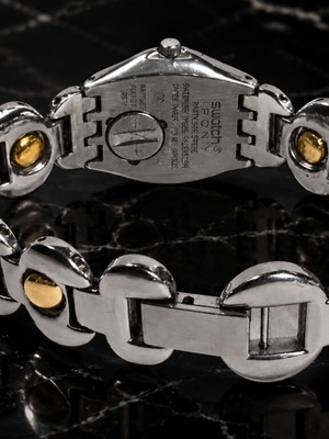 Swatch Irony women's metal wristwatch