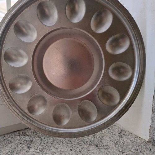 Egg holder used, metal, 12 eggs, 30cm diameter