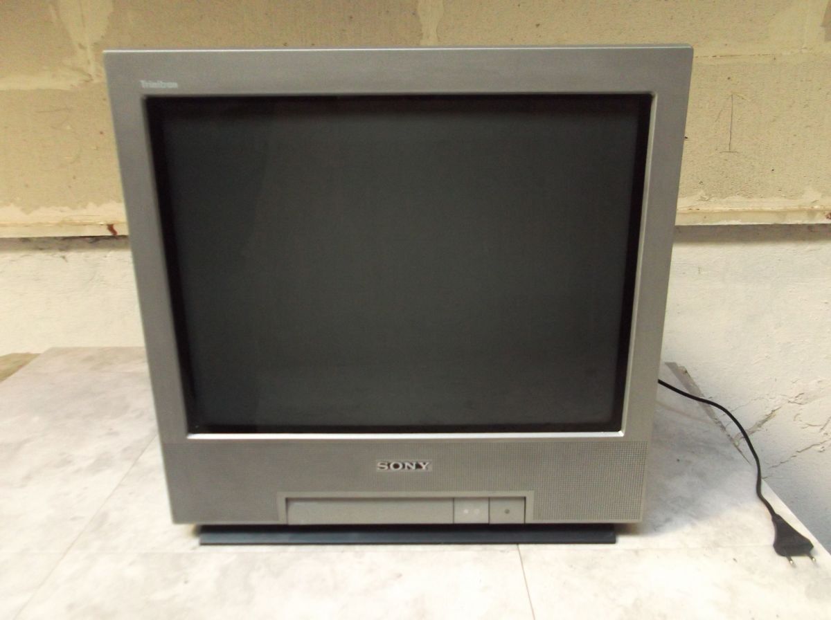 For sale TV vintage SONY TRINITRON KV… - € 75,00 - Vendora.cy