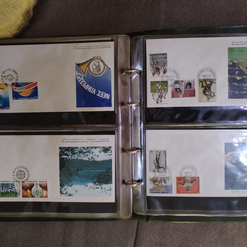 Album with 37 Greek First Day Covers like new, green leather
