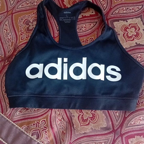 Adidas sports bra black like new