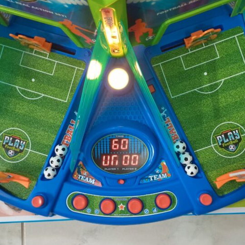 Soccer Set Real Action Soccer Game Set like new