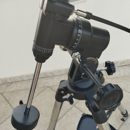 Bresser Skylux 70/700 telescope like new with tripod and accessories