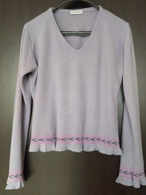 Women's sweater used, colorful, purple, size XL