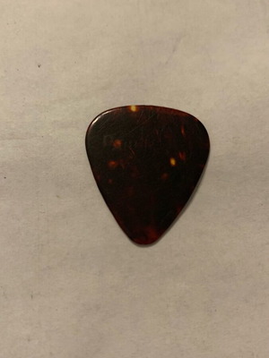 Pick for string instruments used