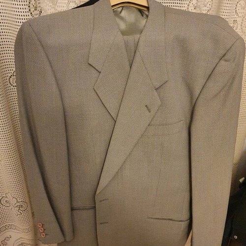 Armani Exchange suit XL like new with velvet texture
