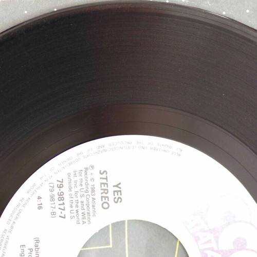 Yes Owner of a Lonely Heart 7'' vinyl used, rock