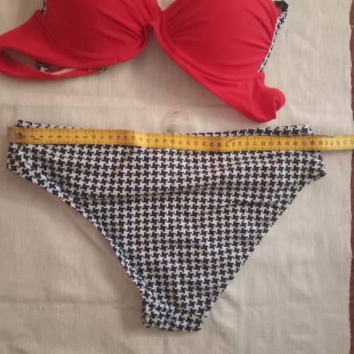 Swimsuit like new, size M, red