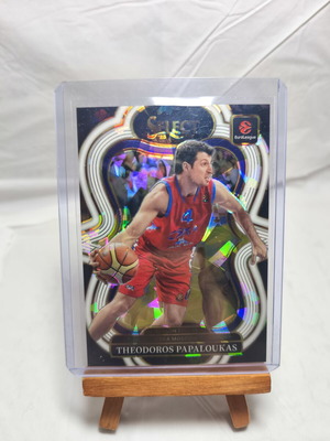 25-26 Panini Select EuroLeague Theodoros Papaloukas White Cracked Ice Prizm κάρτα /49