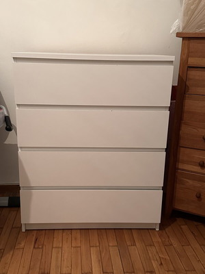 IKEA white chest of drawers with 4 drawers