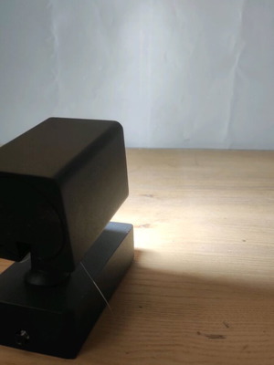 Adjustable LED aluminum spot light like new, wall ceiling mount