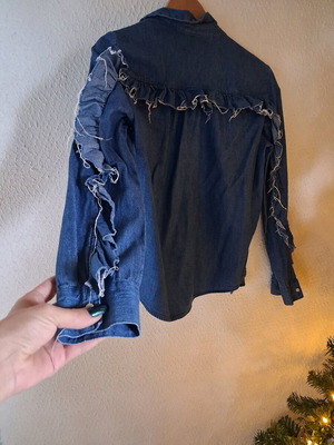 Denim shirt with ruffles Zara like new, blue, size S