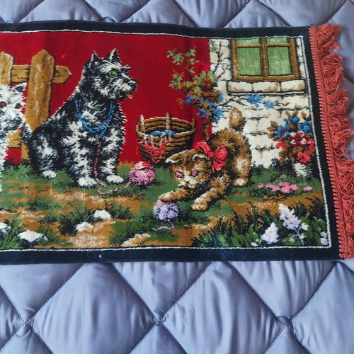 Vintage plush wall rug with puppies and cat used, 96x51 cm