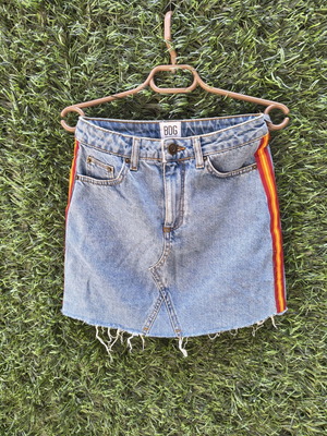BDG denim skirt size XS like new