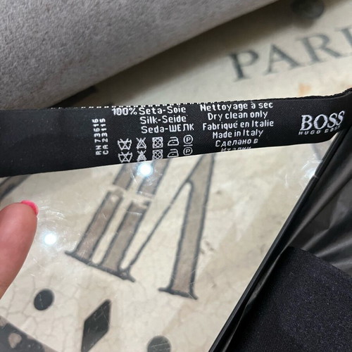 Boss set bow tie with silk belt new, 100% silk