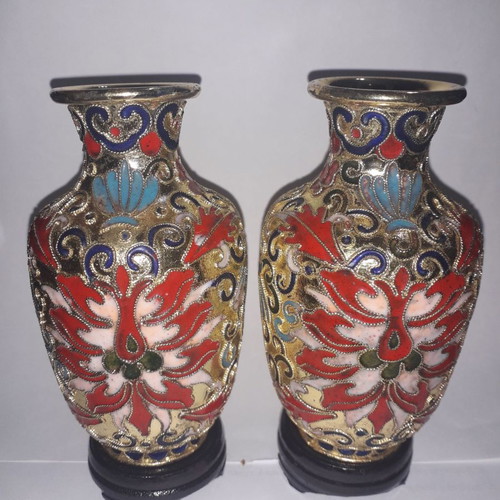 Cloisonné vase set used with carved wooden bases