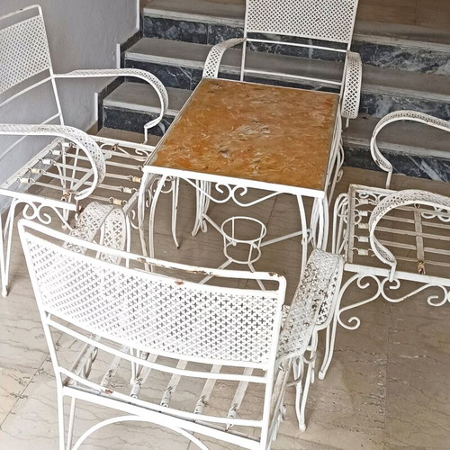 Fer Forge Vintage 1960 Garden Set used, table and 4 chairs
