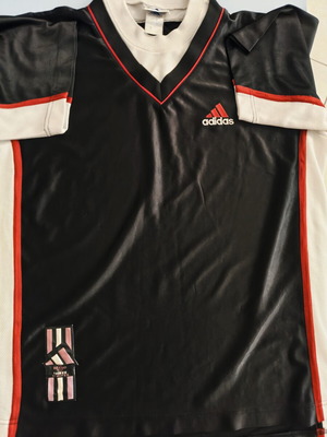 Adidas Vintage Jersey Large with The Brand with the Three Stripes Patch used