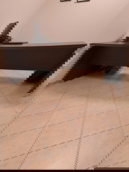 ΓΡΑΦΕΙΟ ΔΙΕΥΘΥΝΤΙΚΟ ΜΕ ΓΩΝΙΑ ΣΕΤ
