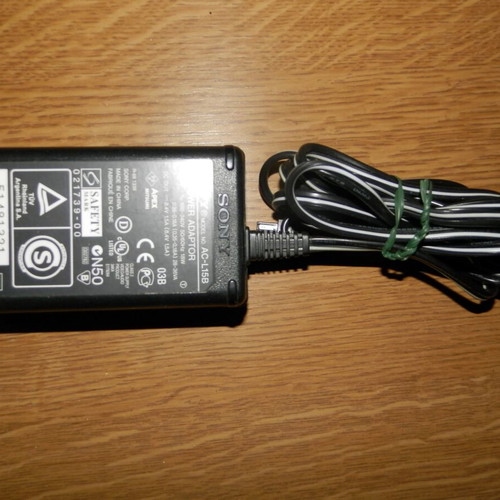 Camera (Video Camera) Sony DCR-TRV33E Mini DV used, vintage