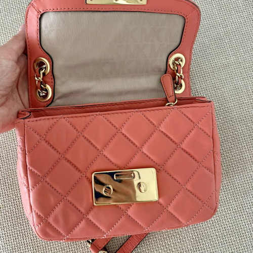 Michael Kors crossbody bag like new, orange leather, spacious