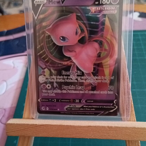 Pokémon Mew V card 113/264 from Fusion Strike series new
