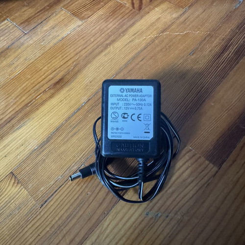 Yamaha PSR-E343 keyboard