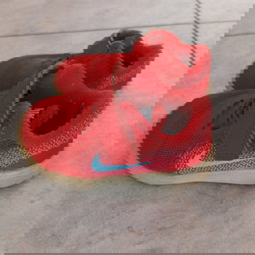 Nike παπούτσια Νο 19,5 μεταχειρισμένα σε πολύ καλή κατάσταση