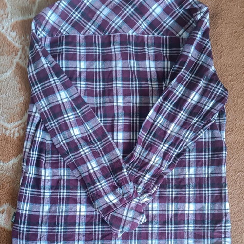 Jeep shirt size L like new, gray and purple