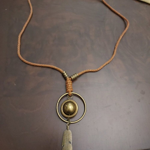 Necklace in excellent condition
