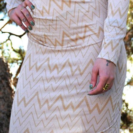 Glitter magenta pencil dress new, beige gold