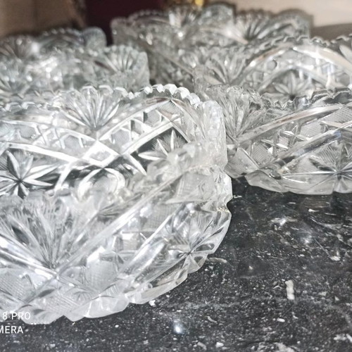 Crystal bowls like new, vintage set of 6 pieces