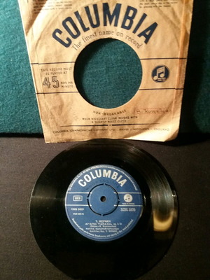 Moraki & N. Konstantopoulou Agapi Tarahi 7" used, entechno