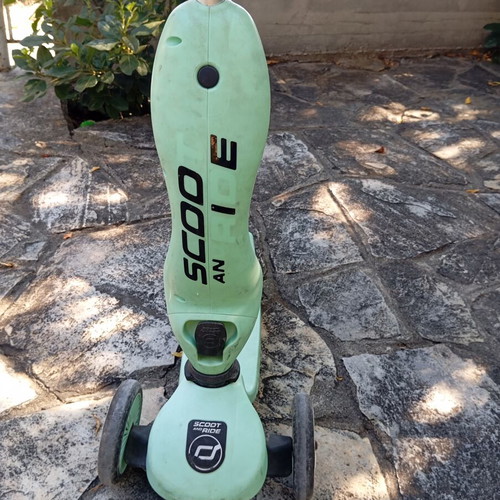 Scoot & Ride Highwaykick 1 2-in-1 kids scooter