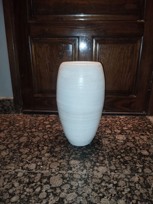 Floor vase used for decorative branches
