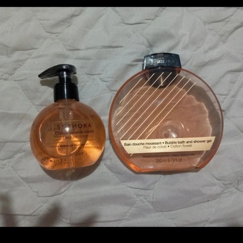 Set of shower gels and hand soap unused, 2 pieces