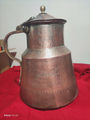 Copper jug used, 100 years old with lid and bronze handle