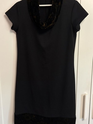 Black minimal dress new, size L 40 12